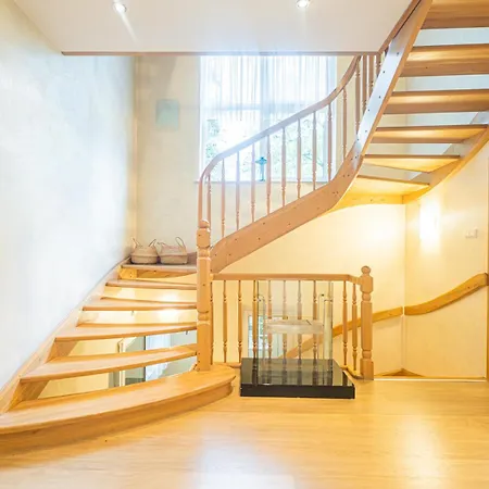 ゲストハウス Zacisze - Goscinne *