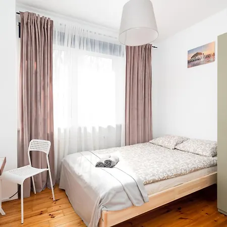 Zacisze - Goscinne ゲストハウス