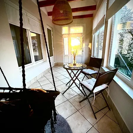 Pensjonat Zacisze - Gościnne *